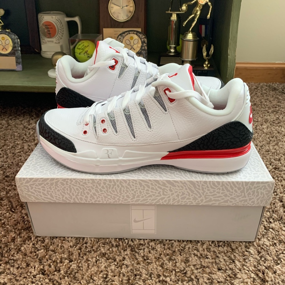 NIB Nike Rodger Federer Air Jordan Mens Shoes 11.5